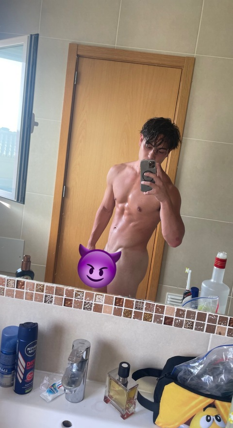Onlyfans free content holoboii 

 picture 2