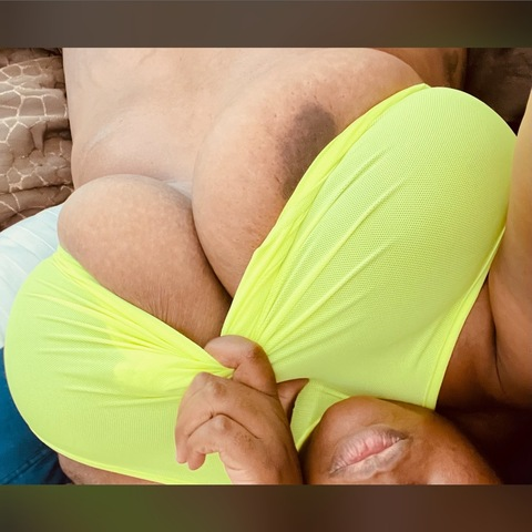 hon3y_lov3e (Honeys Honeycomb Hideout) free OnlyFans Leaked Content 

 picture 2