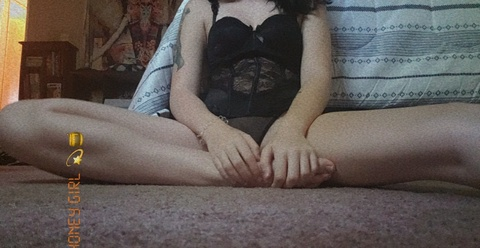 honey-girl (Jo) free OnlyFans Leaked Videos and Pictures 

 picture 2