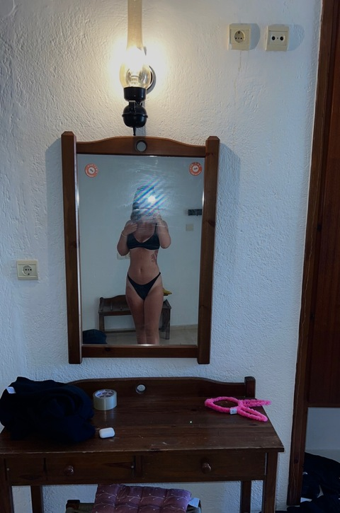 Free access to honeyb3 Leaked OnlyFans 

 picture 2