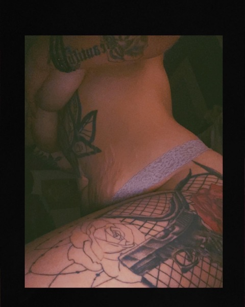honeybabii0420xox OnlyFans Leak (9 Photos and 16 Videos) 

 picture 2