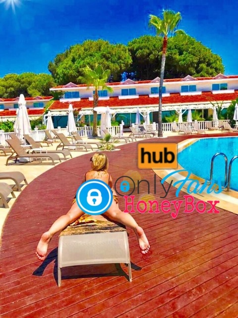 Onlyfans leak honeybox 

 picture 2