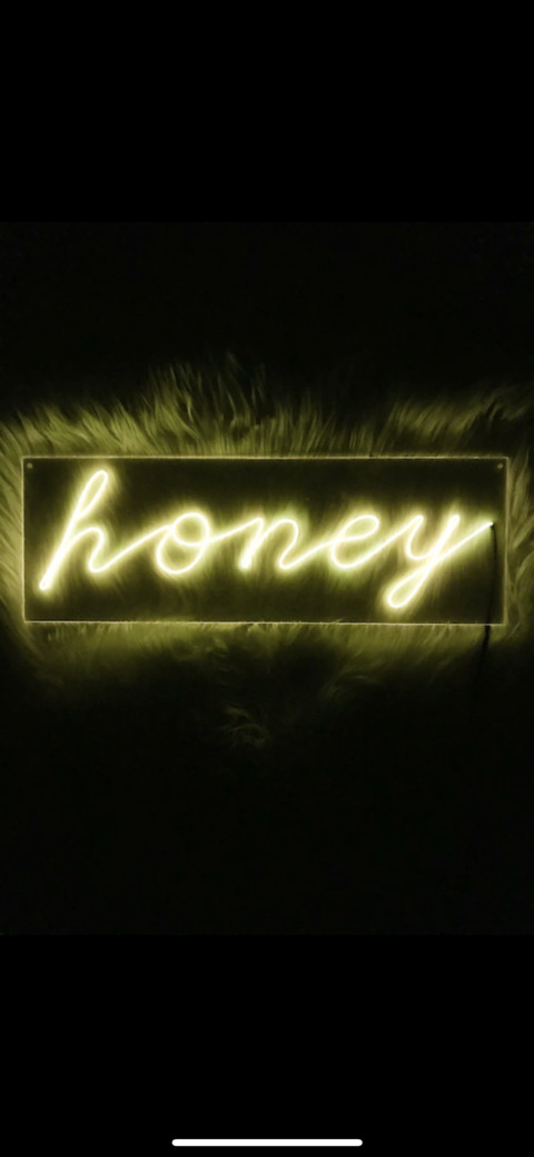 honeybunny (Honey) OnlyFans Leaked Pictures and Videos 

 picture 2