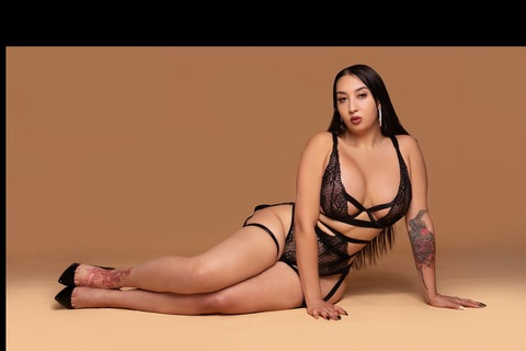 View honeyizabella OnlyFans content for free 

 picture 2