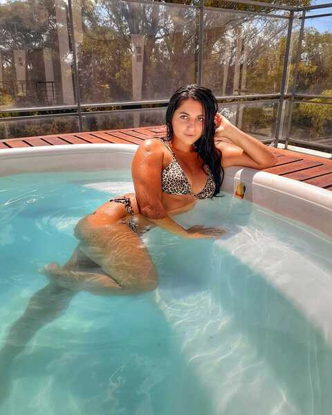 Download hornyalice OnlyFans content for free 

 picture 2