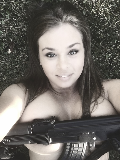 View horrortori (Horror Tori) OnlyFans 56 Photos and 2 Videos gallery 

 picture 2