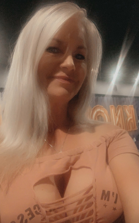 View hotblondewife87.2 OnlyFans videos and photos for free 

 picture 2