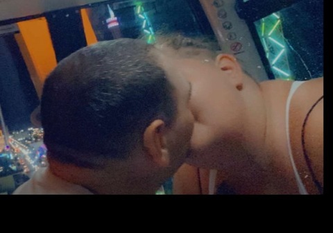 hotmarriedcouple9185vip OnlyFans Leak (3 Photos and 15 Videos) 

 picture 2