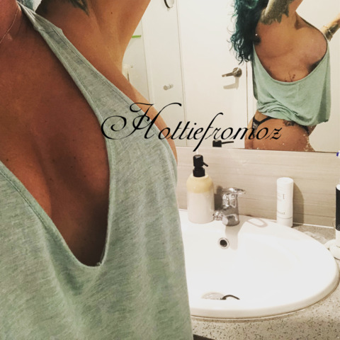 Free access to hottiefromozfree (Hottiefromoz) Leak OnlyFans 

 picture 2