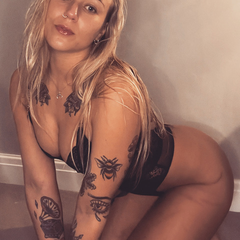 Get Free access to @hottiehariuk Leaks OnlyFans 

 picture 2