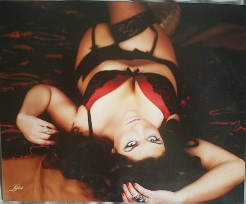 hottielola69 OnlyFans Leaked (11 Photos and 3 Videos) 

 picture 2