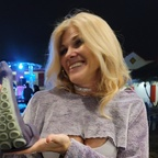 hotwifebubbles (Hotwife Bubbles) OnlyFans content 

 picture 1