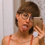 hotwifehelena (helena) OnlyFans content 

 picture 1