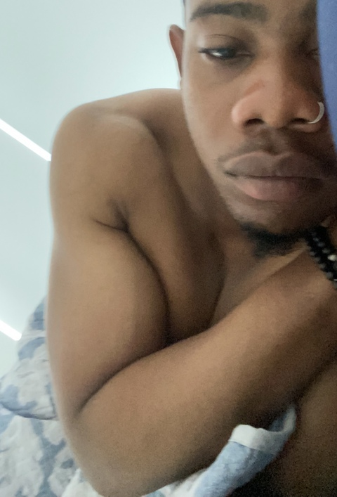 hotwivescrave (Zach) free OnlyFans Leaked Videos and Pictures 

 picture 2