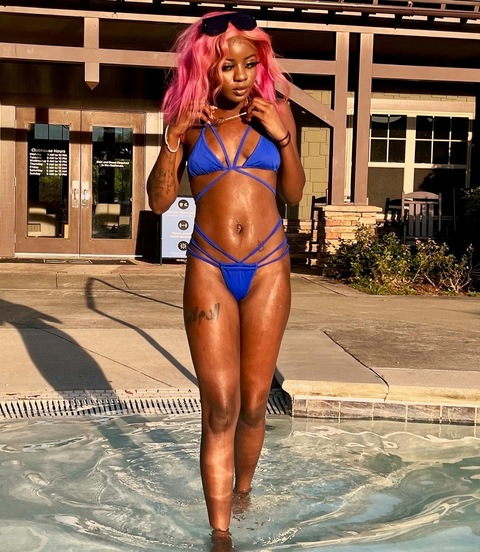 hughhefnersdaughter (Baby Face Brat 🥰) OnlyFans Leaked Videos and Pictures 

 picture 2