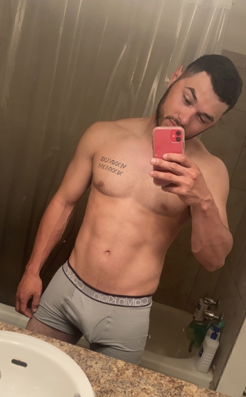 Free access to @hugo10gon (Hugo Gonzalez) Leak OnlyFans 

 picture 2