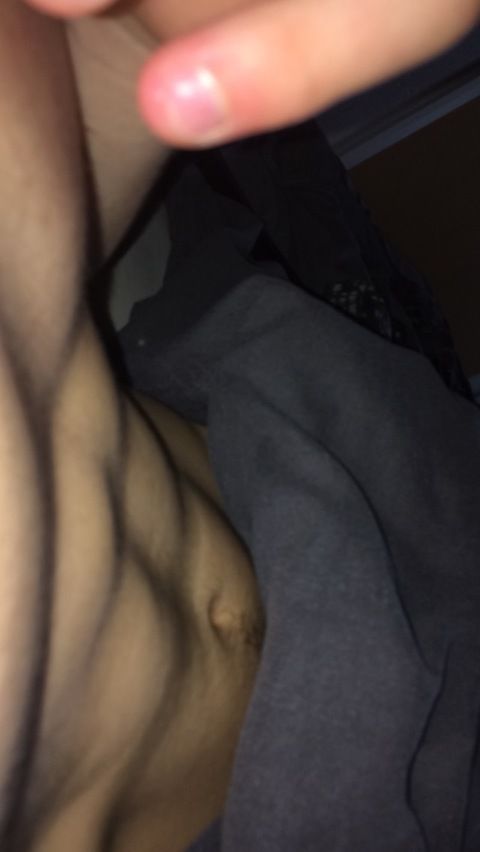 hungforyouufree (Hungforyouu(free)) OnlyFans Leaked Content 

 picture 2