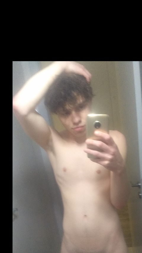 hunteraywood OnlyFans Leaked Photos and Videos 

 picture 2