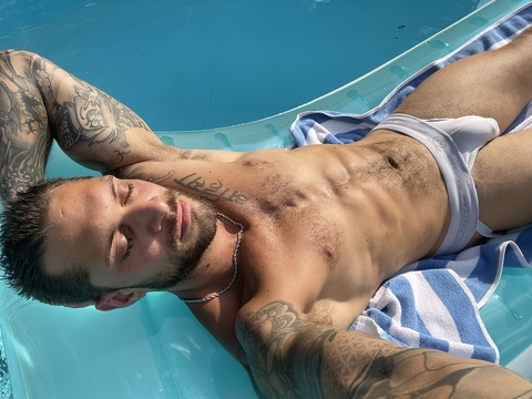 hunterstylesxxx (Hunter Styles) OnlyFans Leaked Videos and Pictures 

 picture 2