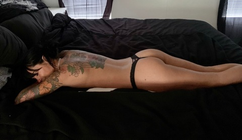 hustlequeen OnlyFans Leaked (225 Photos and 17 Videos) 

 picture 2