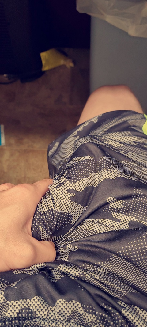 Onlyfans leak hwilliams0909 

 picture 2