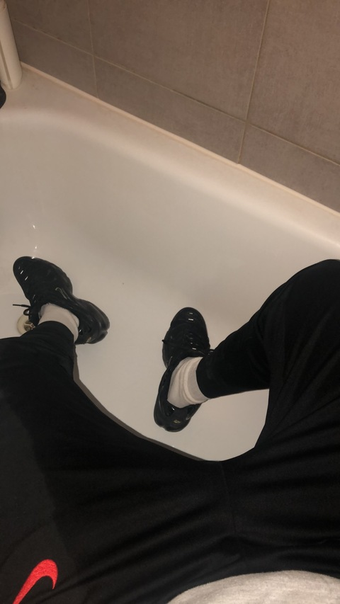 Free access to @hxrnylad (Hxrny Lad) Leak OnlyFans 

 picture 2