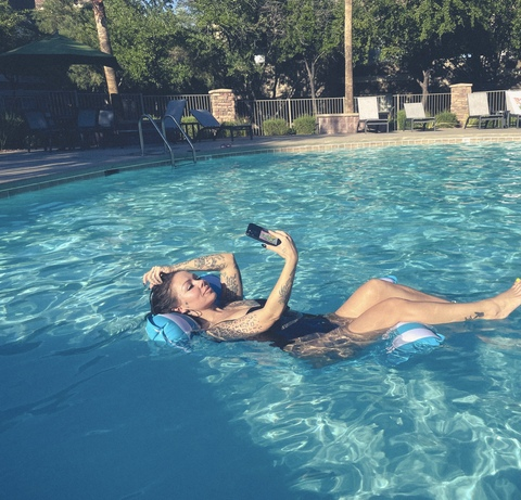 View iamjuliabond OnlyFans videos and photos for free 

 picture 2