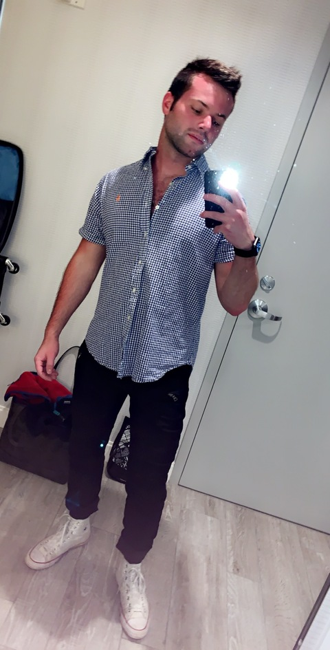 @ianlane23 leaks Onlyfans videos and photos free 

 picture 2