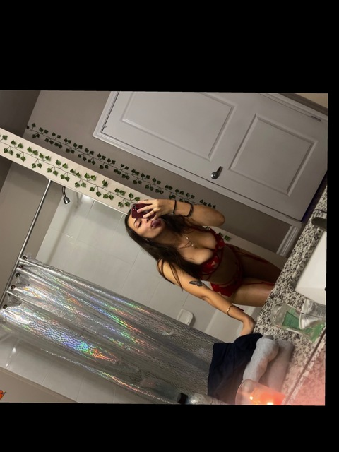 Onlyfans leaks iceyybunnyy 

 picture 2