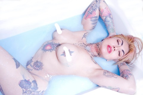ichadelirium OnlyFans Leaked 

 picture 2