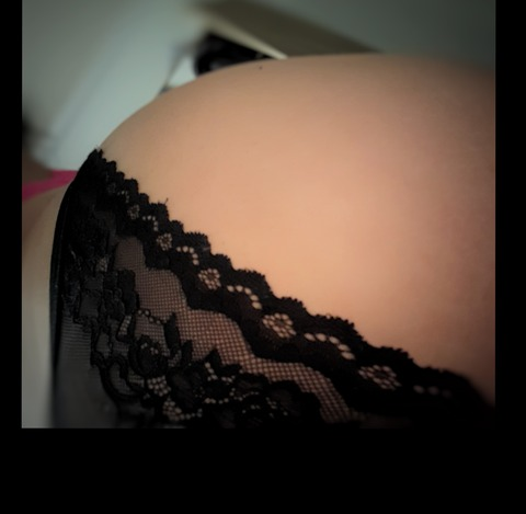 View iidak00 OnlyFans content for free 

 picture 2