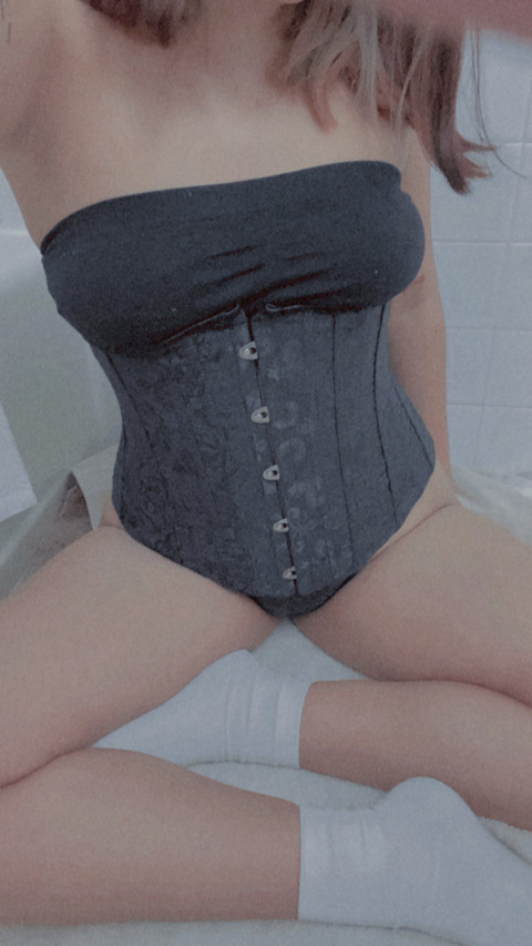 imbaby24b OnlyFans Leak 

 picture 2