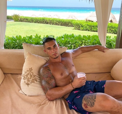 immikelv OnlyFans Leaks 

 picture 2
