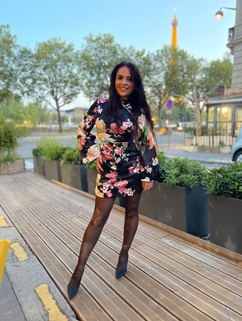 View imnovaluna (Luna) OnlyFans 28 Photos and 5 Videos leaks 

 picture 2