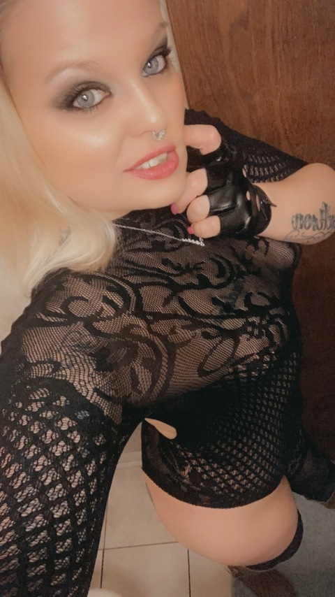 @imperfectstar519 leaked Onlyfans content for free 

 picture 2