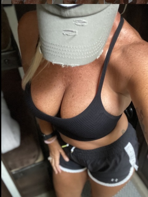 imthegirlnextdoor10 OnlyFans Leak (243 Photos and 28 Videos) 

 picture 2