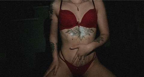 inbedwithmel (Mel✨) OnlyFans Leaks 

 picture 2