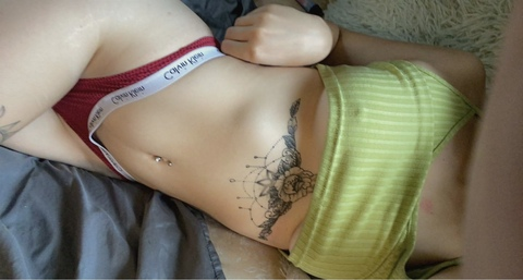 indicaorsativa OnlyFans Leak 

 picture 2