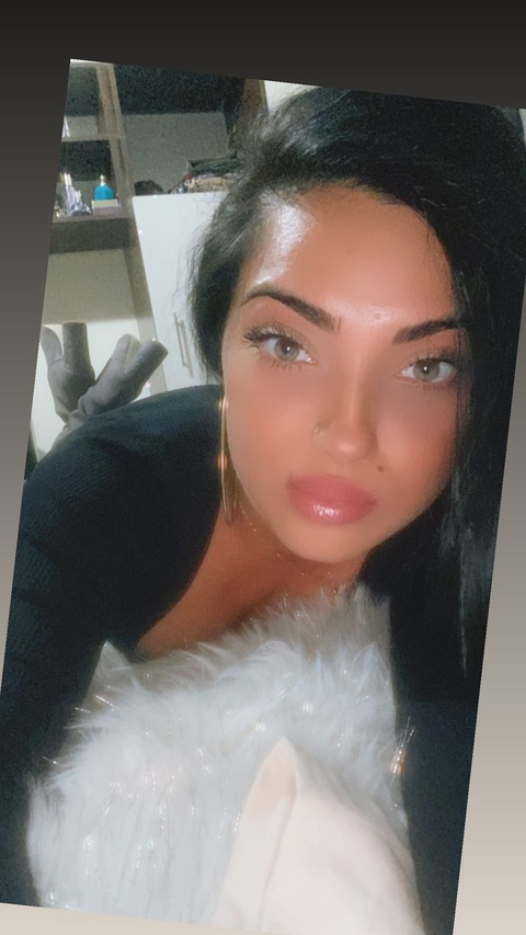 View iness.01 (Ines) OnlyFans 128 Photos and 56 Videos gallery 

 picture 2