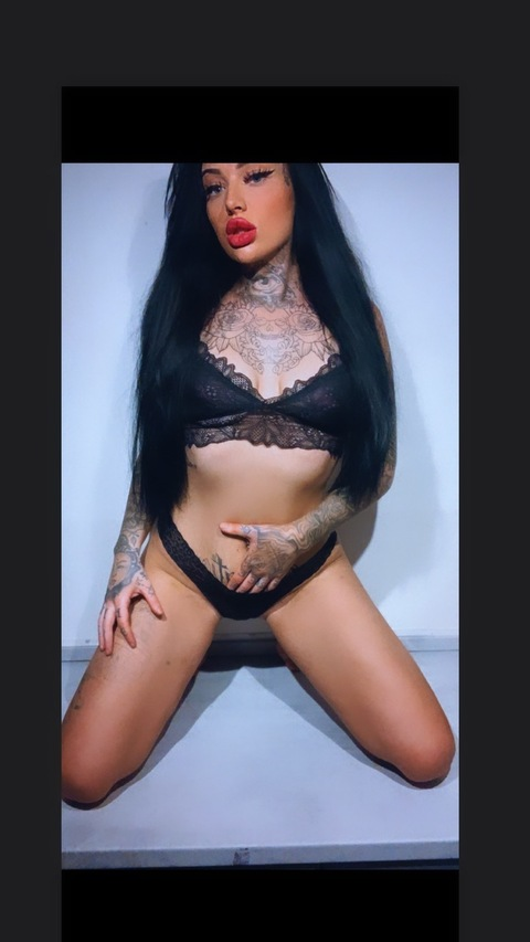View inked_girl21 OnlyFans content for free 

 picture 2
