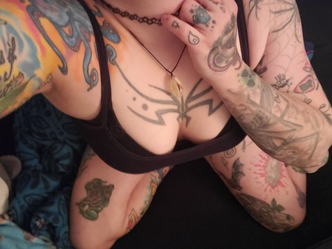 inked_recluse (Cyn Cryptik) OnlyFans Leaked Videos and Pictures 

 picture 2
