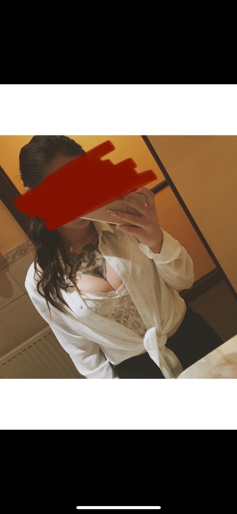 View inkedjess OnlyFans content for free 

 picture 2