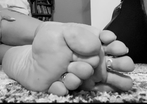 Onlyfans free content innocentqueen69 

 picture 2