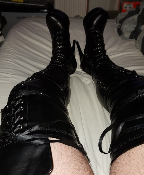 Download invasion OnlyFans videos and photos free 

 picture 2