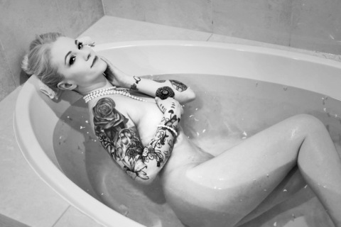 invyrose OnlyFans Leaked 

 picture 2