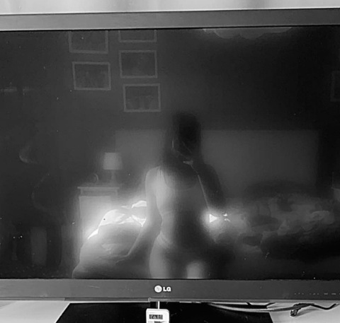 iraee (IR) OnlyFans content 

 picture 2