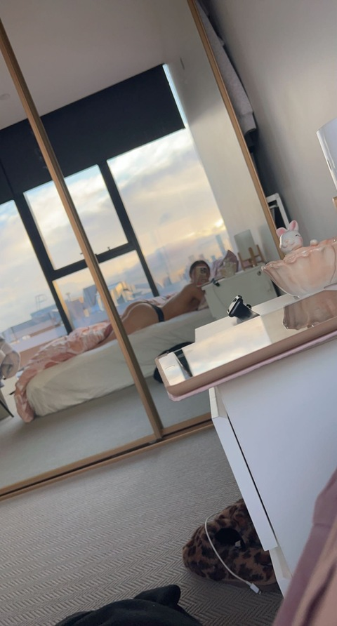 View isabellabrooke (Isabella) OnlyFans 2 Photos and 2 Videos for free 

 picture 2