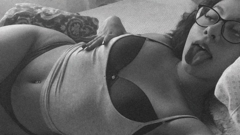 isabellasun (𝑩𝒆𝒍𝒍𝒂 🍷) OnlyFans content 

 picture 2