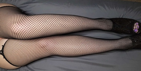 isabellefisher OnlyFans Leak 

 picture 2