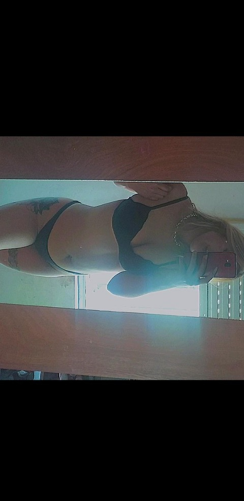 isexybitch OnlyFans Leaked 

 picture 2